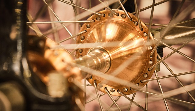 Hub-based and bottom bracket power meters